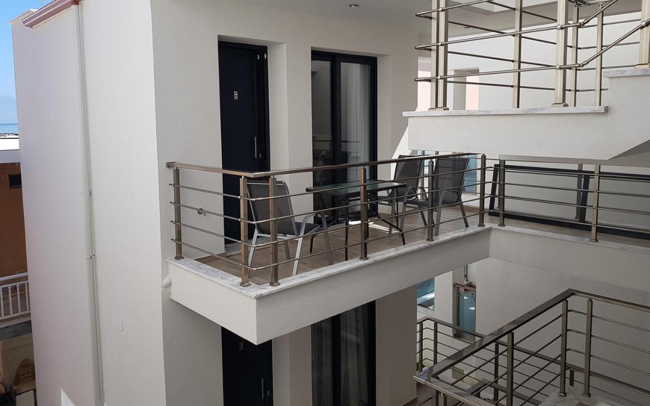 Sarti Holidays Apartment Luaran gambar