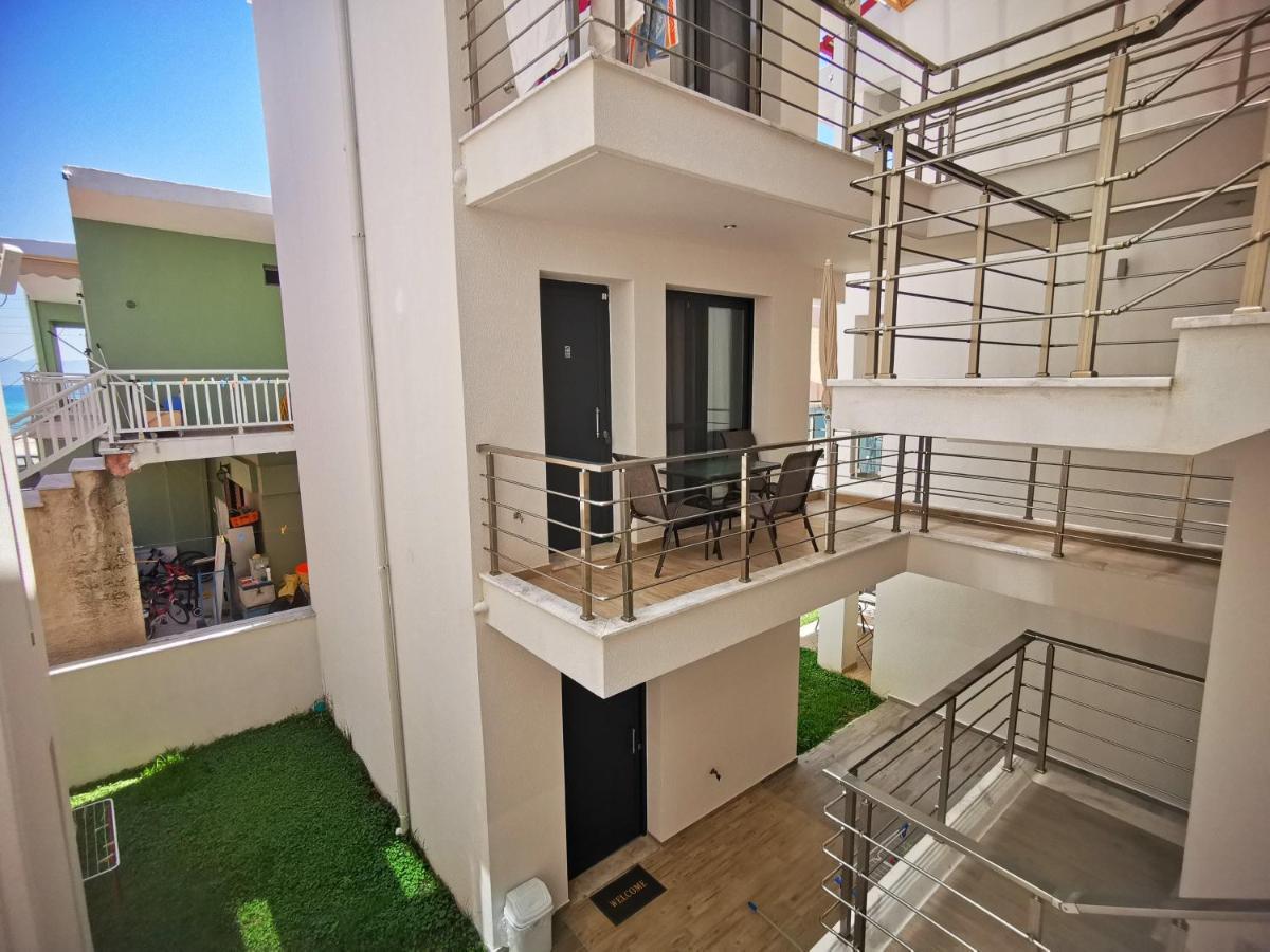 Sarti Holidays Apartment Luaran gambar